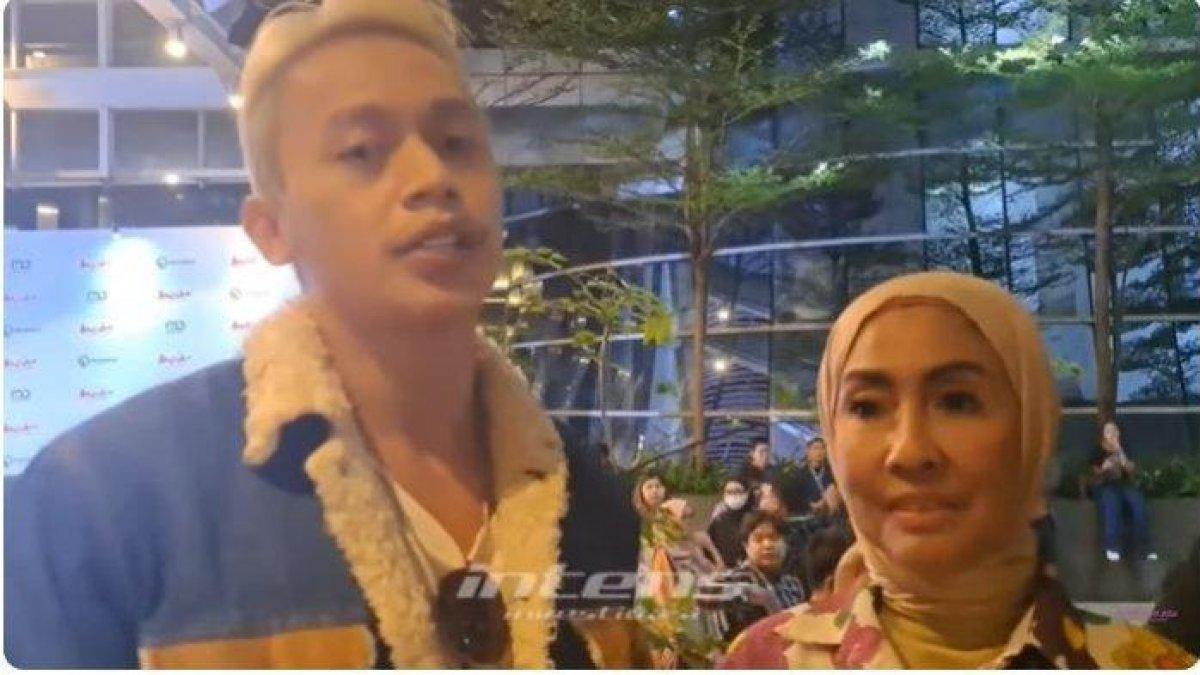Jordan Ali dan Tessa Mariska kepergok jalan bareng
