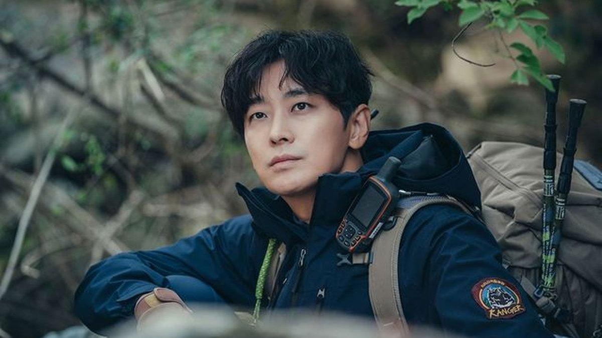 Ju Ji Hoon di dalam drama JIRISAN.