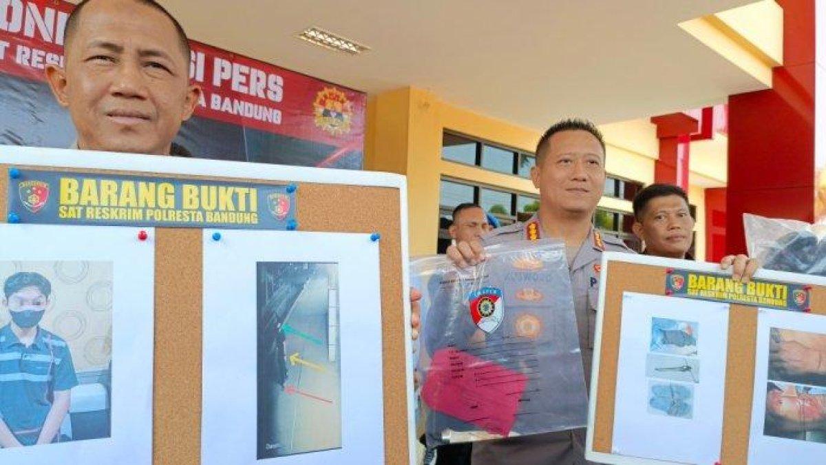 Kapolresta Bandung, Kombes Pol Kusworo Wibowo, mengungkapkan kasus pembunuhan di warung yang berada di Baleendah tersebut terjadi (22/9/2023).