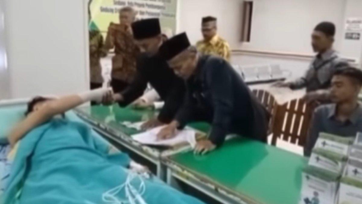 Kecelakaan jelang nikah, pria akhirnya akad nikah di rumah sakit