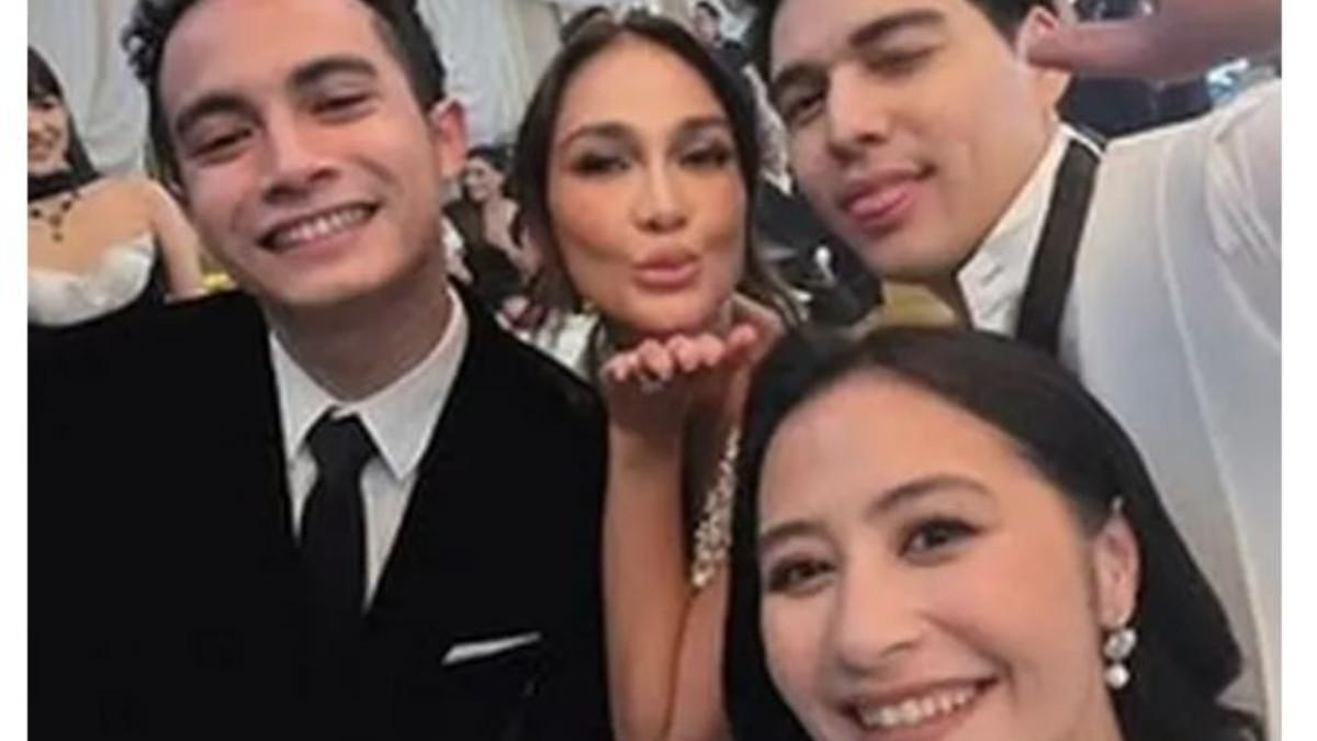 PRILLY LATUCONSINA HADIRI PERNIKAHAN MANTAN - Kehadiran Prilly di resepsi pernikahan Luna dan Maxime menjadi bukti bahwa hubungan mereka tetap terjalin dengan baik dan penuh saling menghargai. 