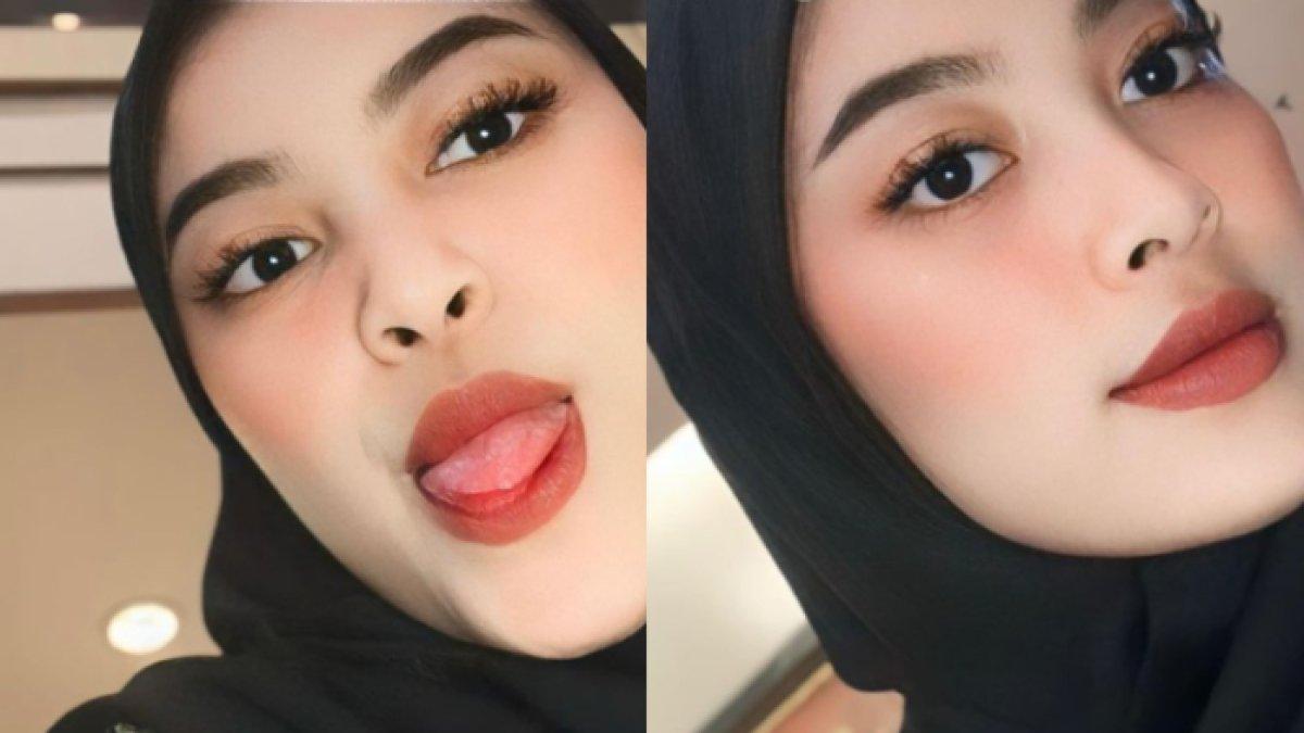 Keke memakai hijab
