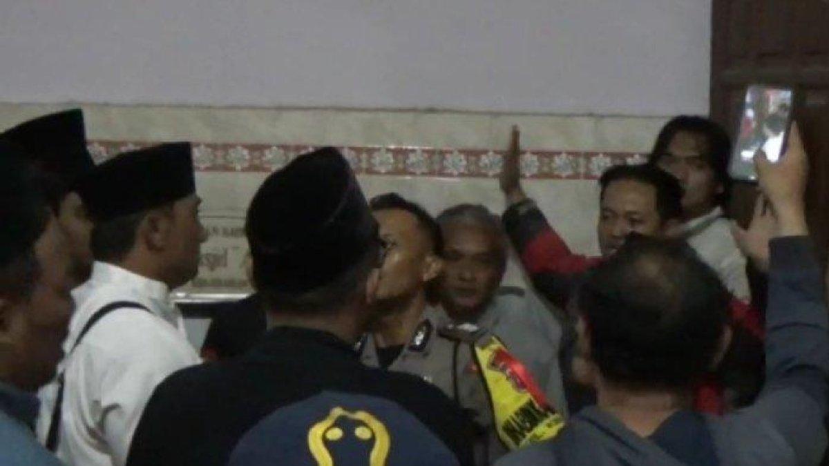 Kekerasan di dalam Masjid Al Muttaqun Kelurahan Manisrenggo, Kota Kediri