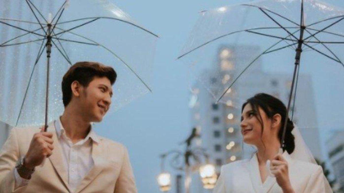 Kemesraan Aditya Zoni dan Yasmin Ow