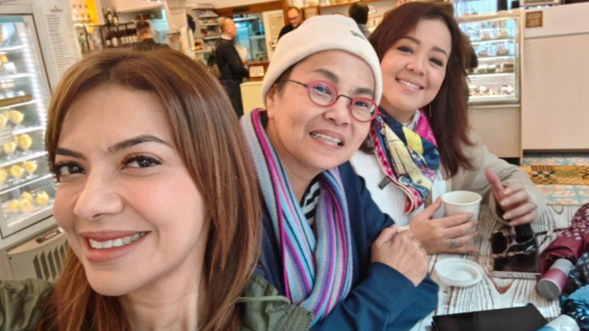 Keseruan Najwa Shihab liburan di Italia bersama rekan jurnalis