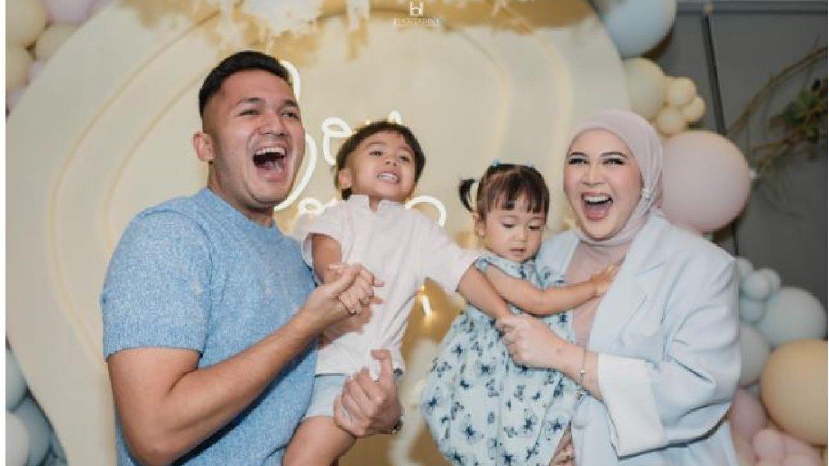 Kesha Ratuliu menyambut calon buah hati ketiganya.