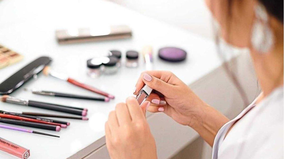 Kisah wanita berikut