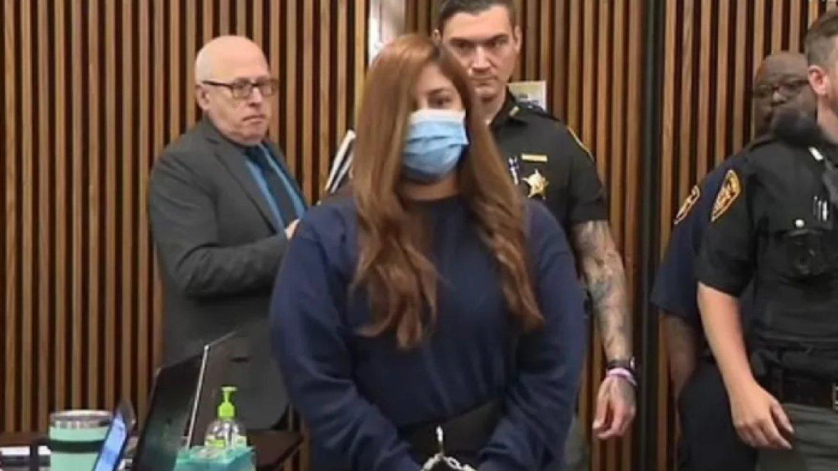 Kristel Candelario, wanita Ohio yang tega liburan selama 10 hari dan meninggalkan bayinya sendirian di rumah hingga tewas.