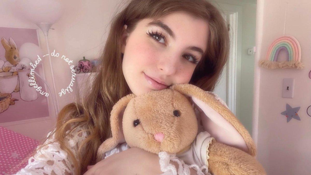 Lia Parker, wanita yang tidur di kandang anjing.