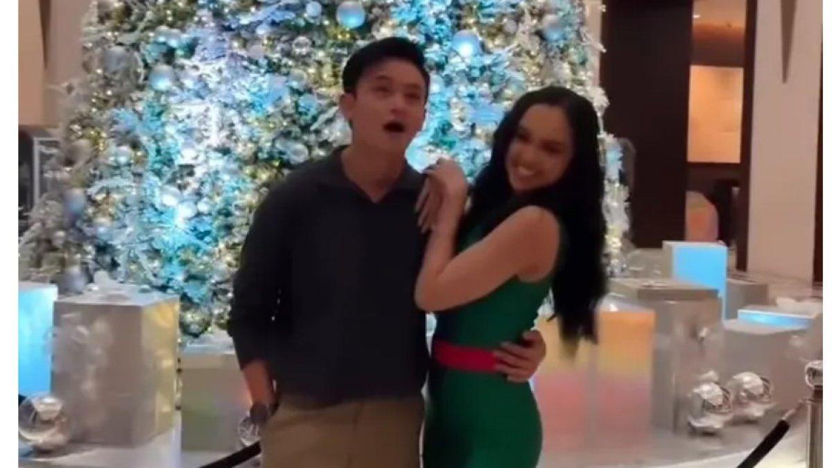 Lyodra dan Randy Martin akhirnya memperlihatkan hubungan spesial mereka di momen natal.