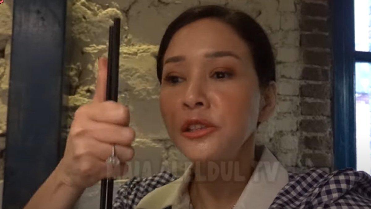 Maia menilai makanan di Guangzhou lebih enak 100 kali lipat dibanding chinese food di Indonesia.