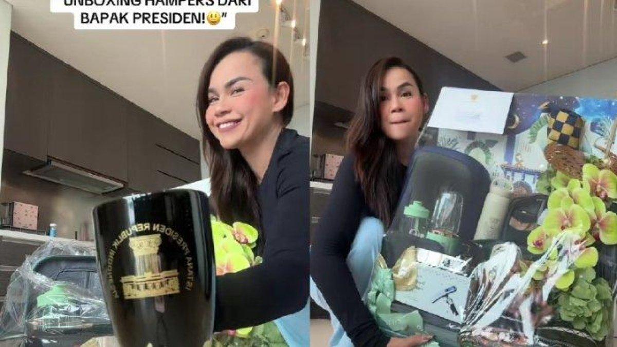 BONGKAR HAMPERS PRESIDEN - Melaney Ricardo membongkar isi hampers dari Presiden Prabowo Subianto dari capture tiktok, Jumat (4/4/2025). Girang dapat hampers dari Presiden, Melaney ajak fans unboxing.