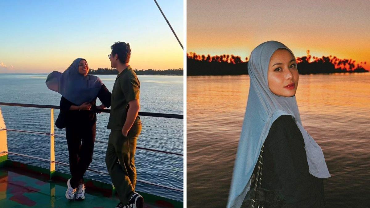 Menikmati sunset di atas kapal