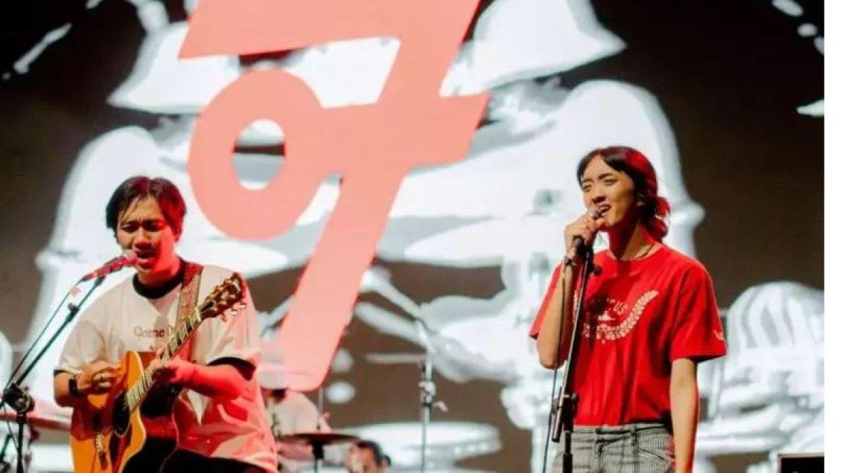 Meskipun Aisha kini aktif di dunia hiburan, namun Duta tetap mengutamakan pendidikan sebagai prioritas utama. 