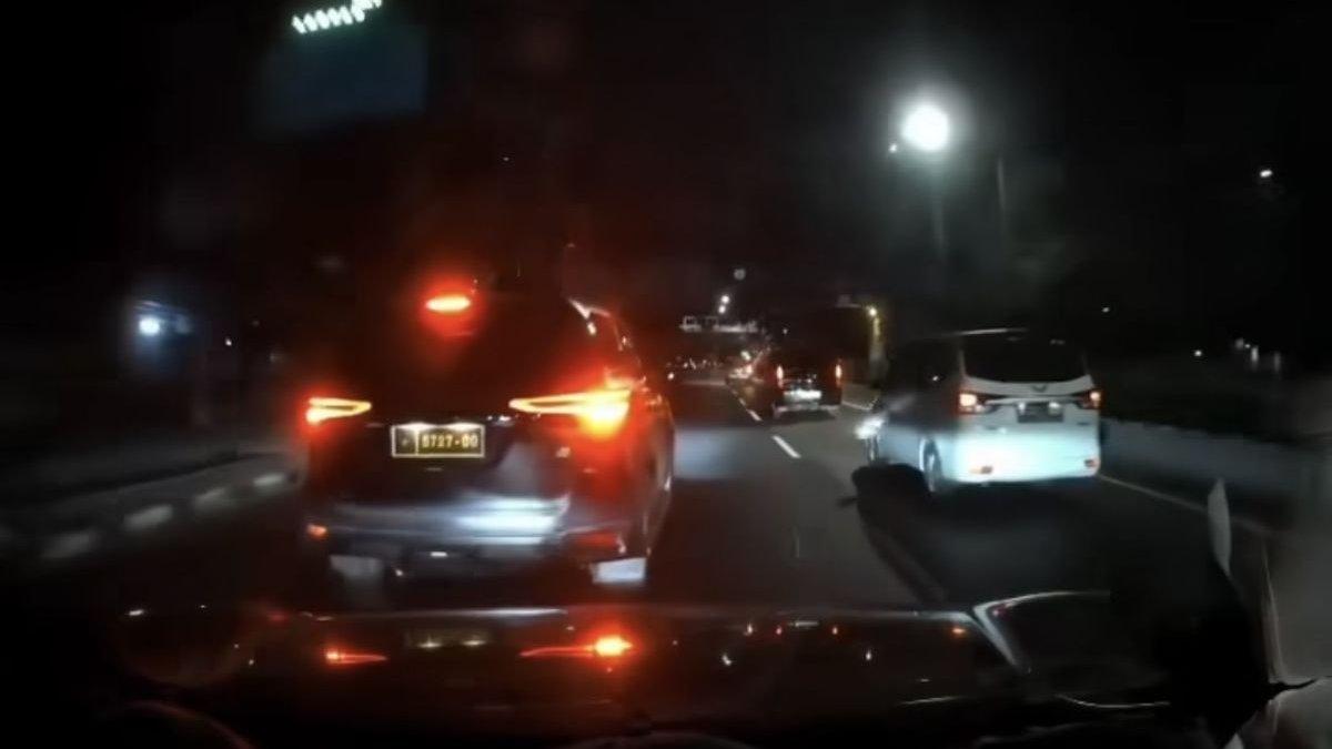Mobil Toyota Fortuner