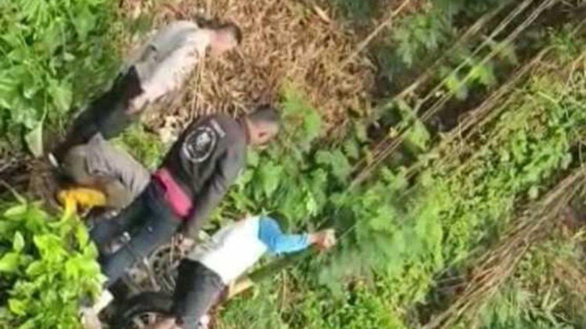 Mobil masuk jurang di Rancakalong, Sumedang, Jabar, Rabu (29/11/2023), tiga penumpangnya tewas di lokasi kejadian.