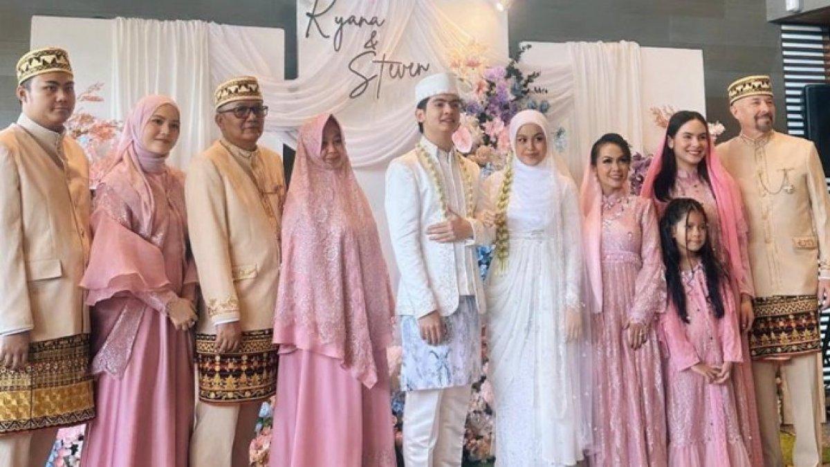 Momen Akad Nikah Steven Alvero dan Kyna Sangadi
