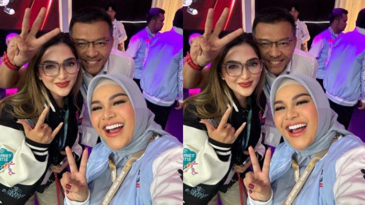 Momen Aurel Hermansyah Selfie Bareng Anang-Ashanty