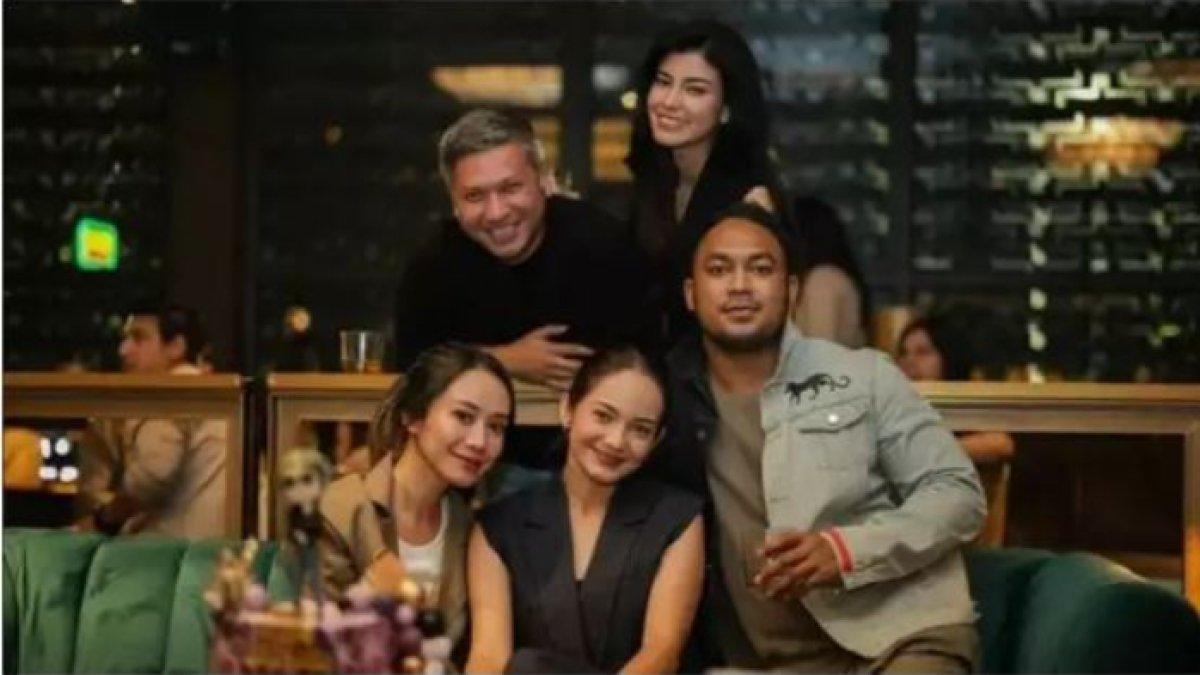 Momen Medina Dina kumpul bareng teman-teman Gading Marten