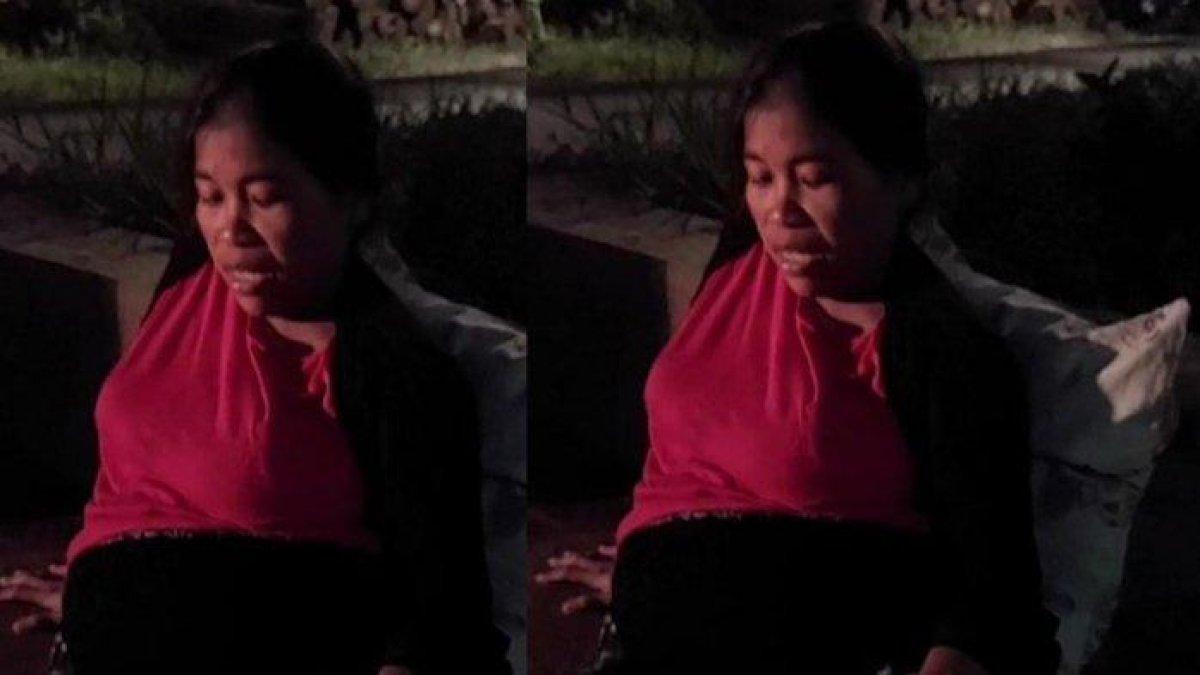 Momen ibu melahirkan di pinggir jalan