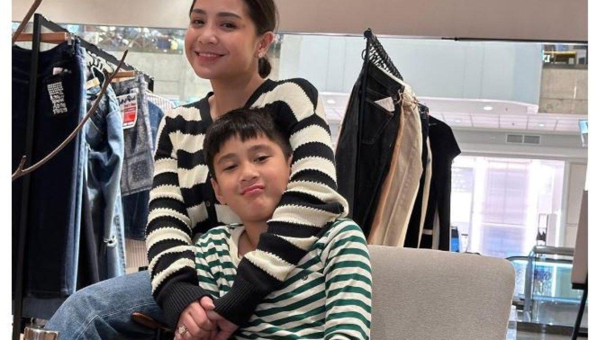 5 Potret Nagita Slavina dan Rafathar Pakai Outfit Serasi saat ke Mall ...