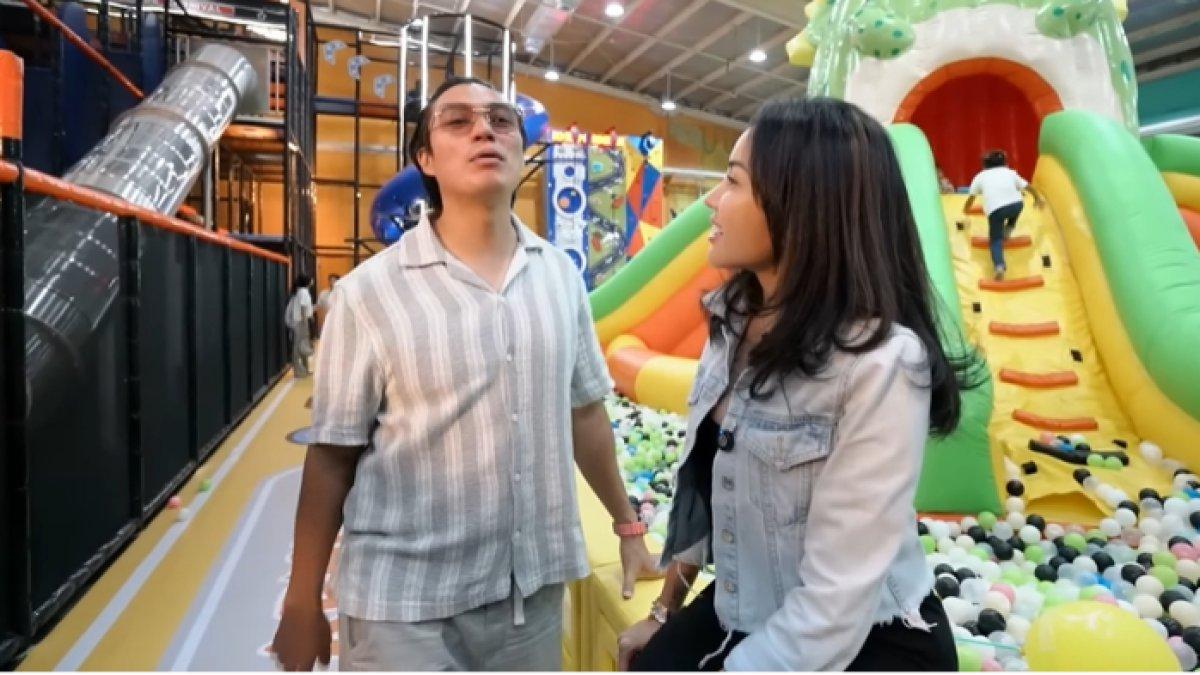 Nikita Mirzani penasaran kapan Baim Wong resmi menduda