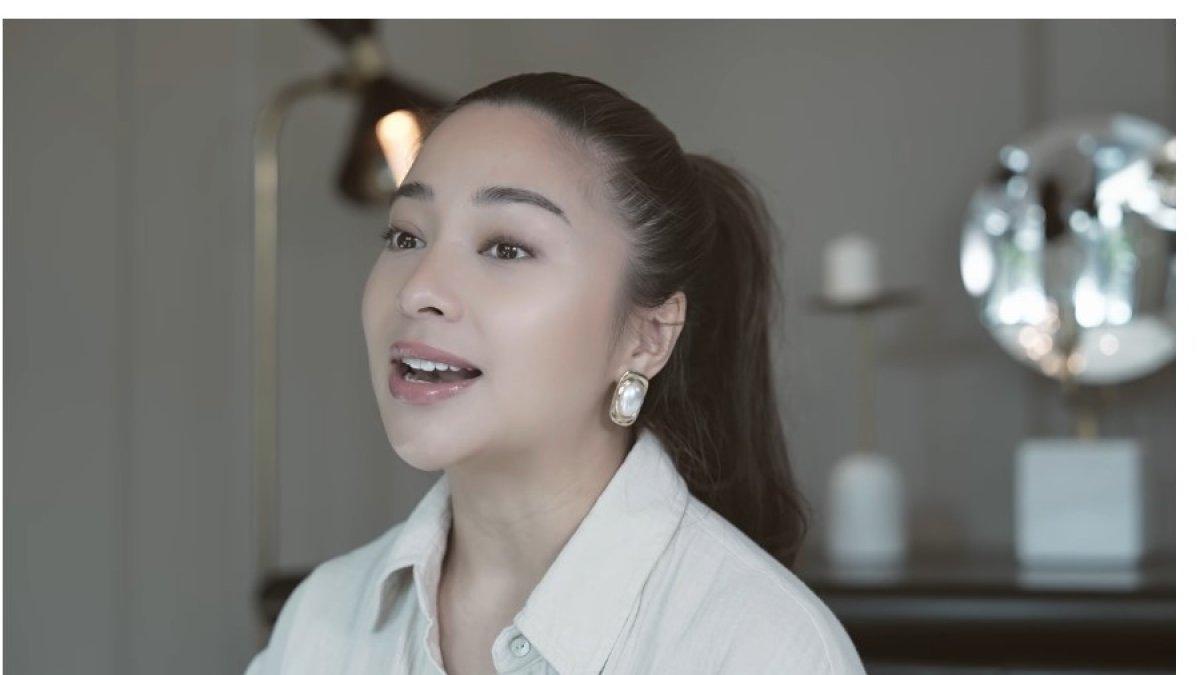 Nikita Willy mulai merasakan kontraksi yang konsisten pada pukul 9 pagi.