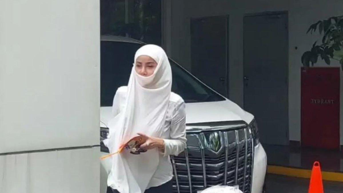 Olla Ramlan putuskan pulang