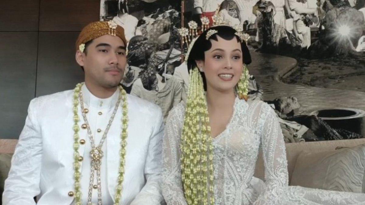 Omar Armandiego menikahi Anggika Bolsterli