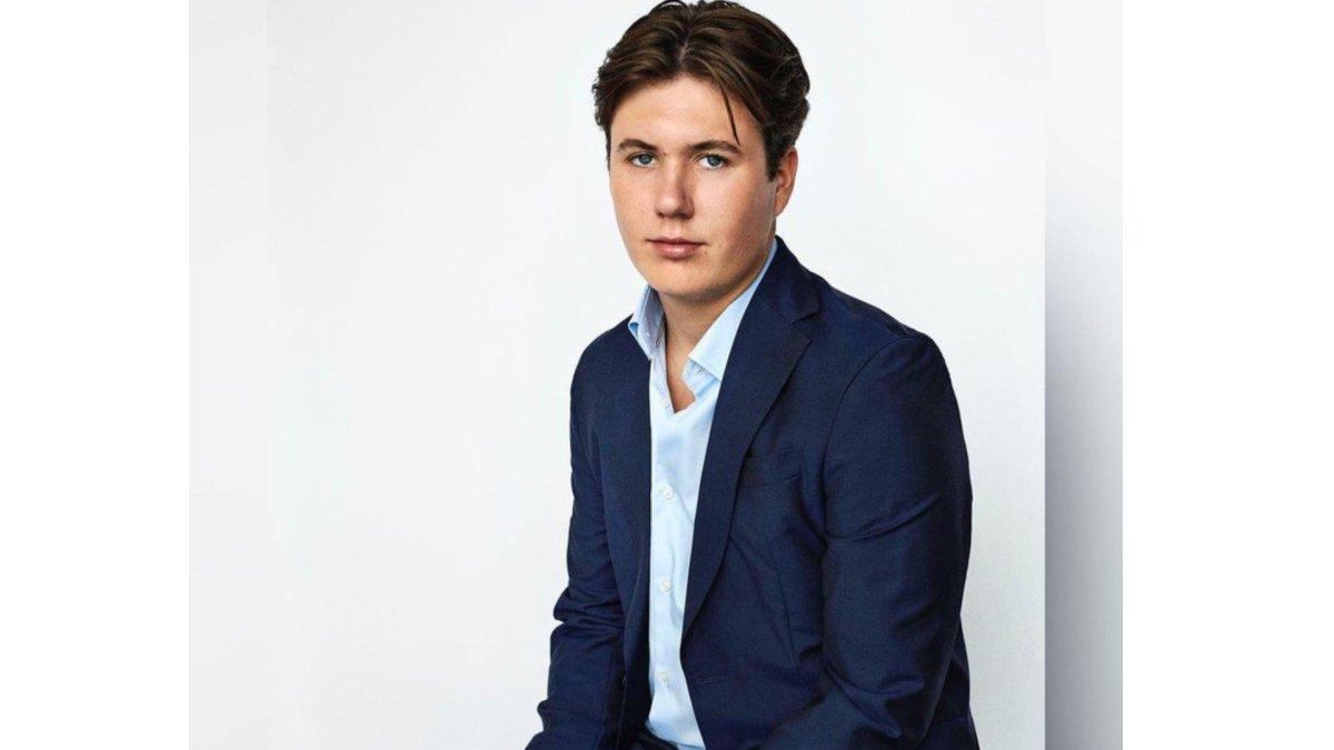 Pangeran Christian merupakan anak dari Putra Mahkota Frederik dan Putri Mahkota Mary.