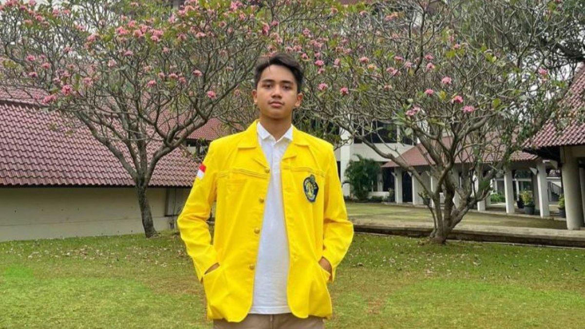 Pasangan selebritis Amara dan Frans Mohede