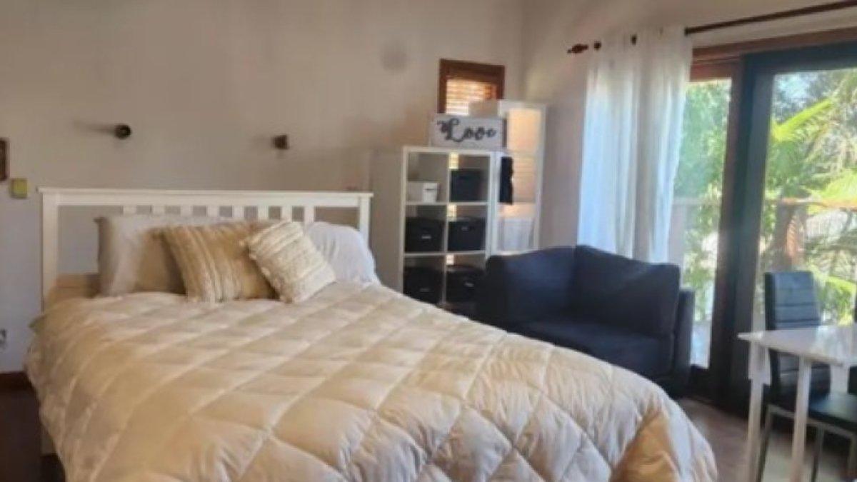 Penampakan kamar Yeremia yang disewakan