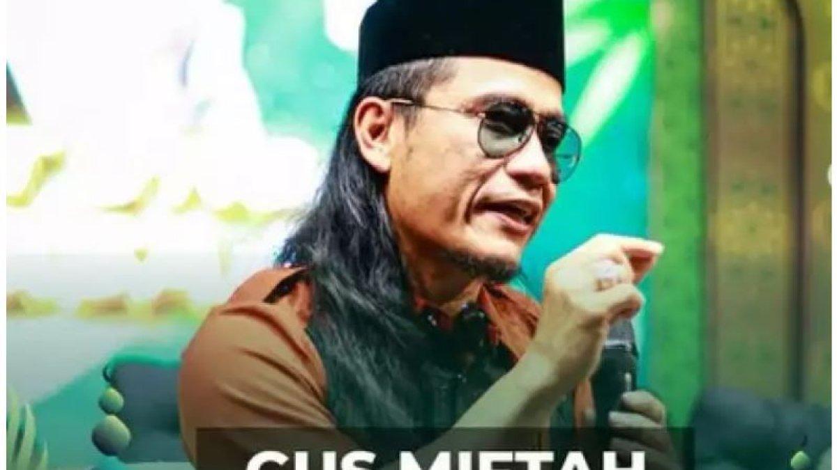 Gus Miftah muncul lagi usai kontrversi 'es teh'.