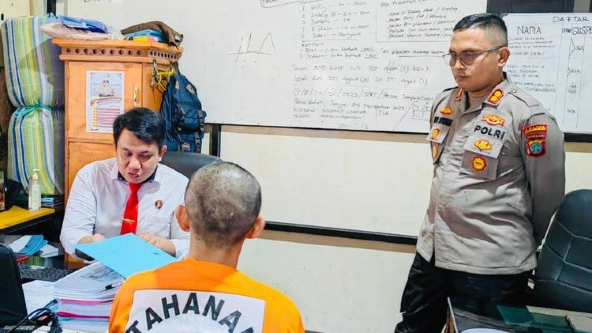 Penangkapan tersangka pembunuhan