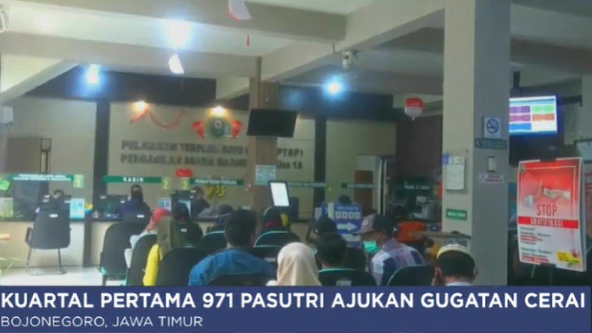 Pengadilan Agama Bojonegoro, Jawa Timur mencatat 971 pasangan suami istri mengajukan perceraian sepanjang Januari hingga April 2024