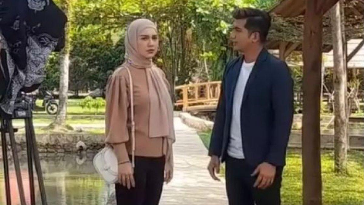 Peran Irish Bella dan Teuku Ryan di Sinetron Saleha