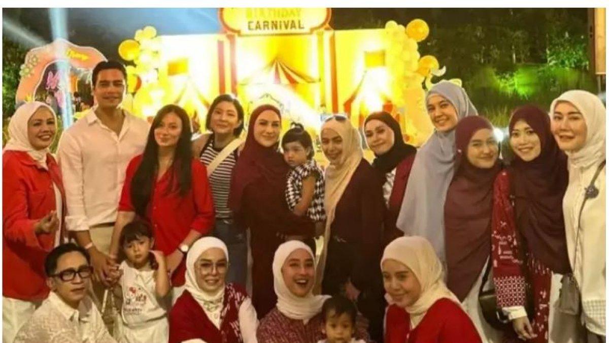 Pesta ulang tahun Air Rumi dan Amala dihadiri sederet artis