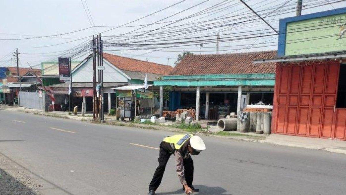 Petugas Satlantas Polresta Cilacap