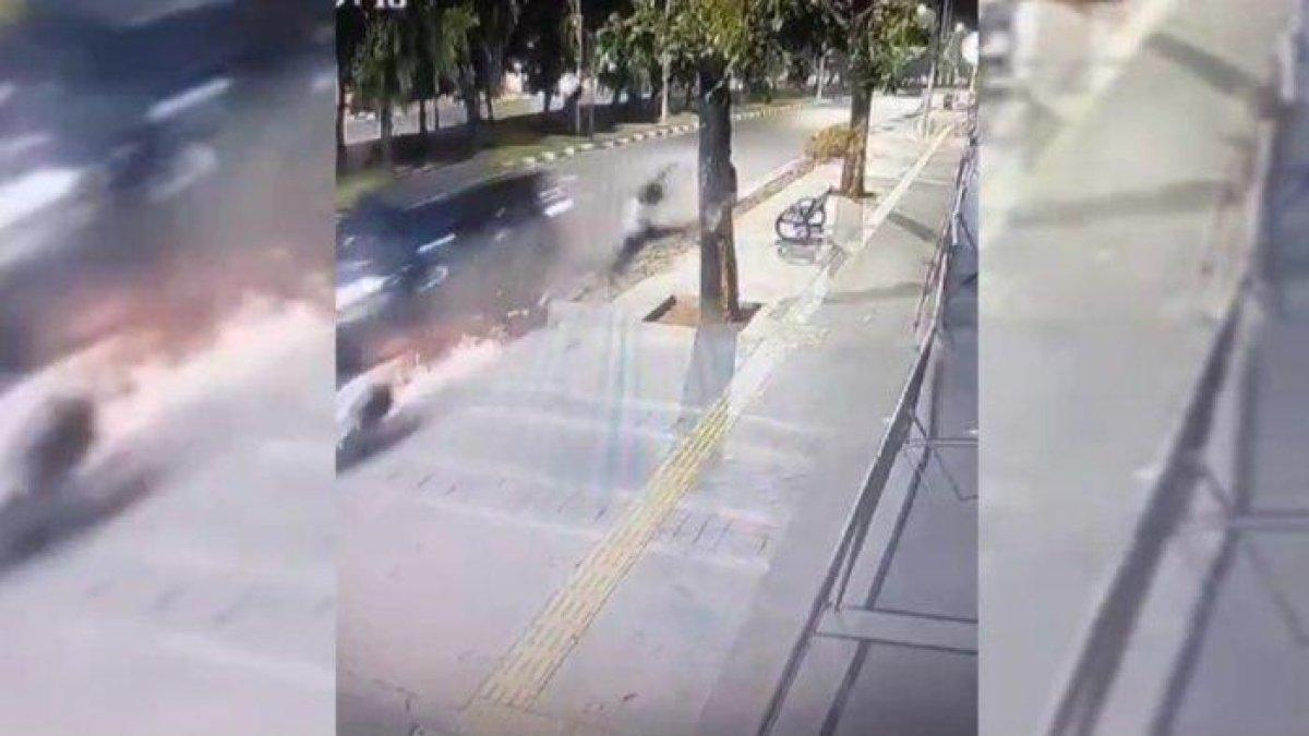 Polisi menyebut jika pelaku yang menabrak seorang remaja wanita bernama Nazalla Alfiyani (18) hingga terpental jauh, rupanya mengantuk saat mengendarai mobil Toyota Fortunernya.