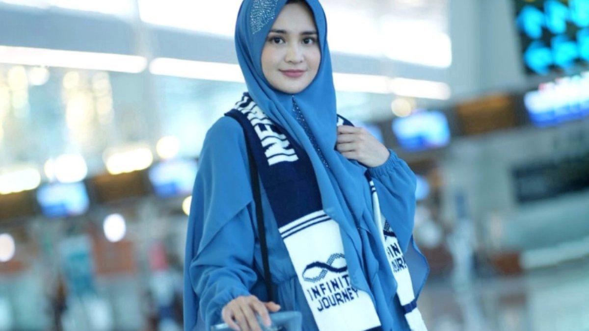 Potret Michelle Ziudith jalani ibadah umrah