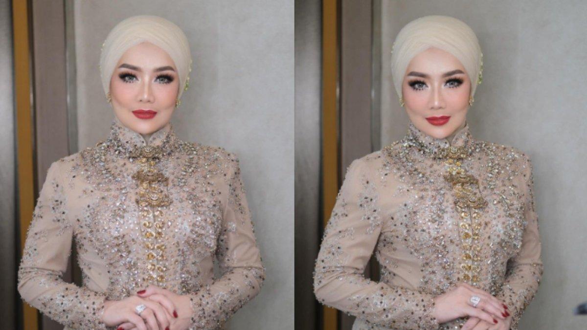 Reza Artamevia dilaporkan ke Polda Metro Jaya terkait kasus dugaan penipuan dan penggelapan berlian.