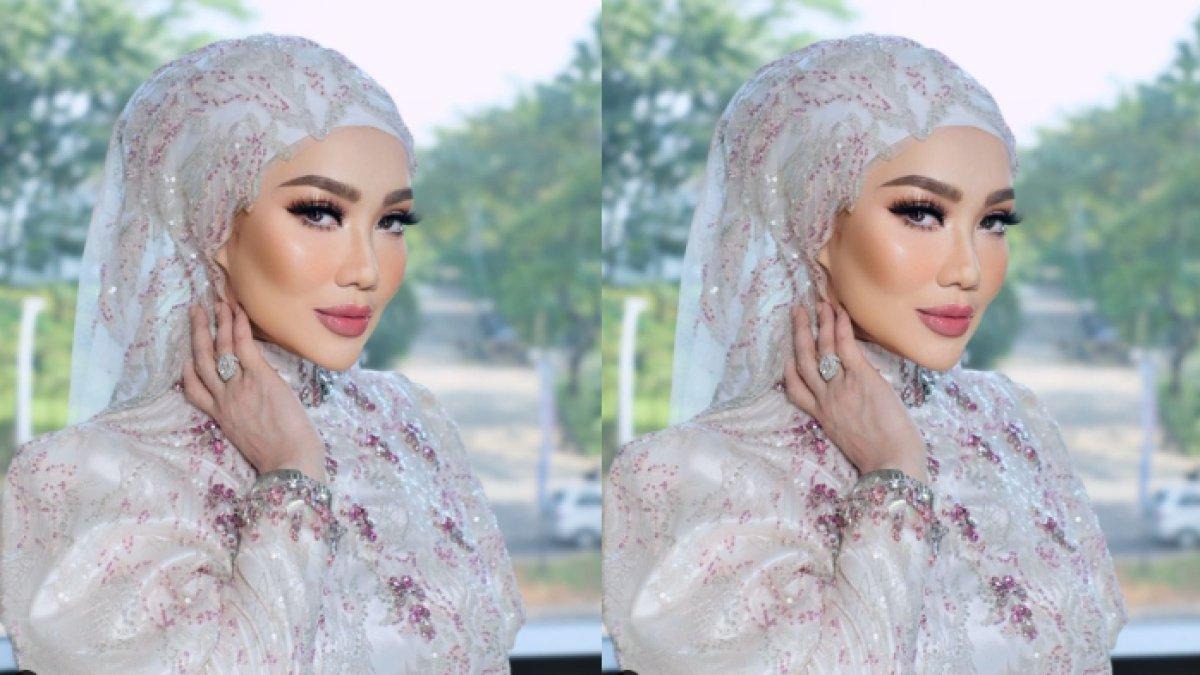 Potret Reza Artamevia di acara pengajian Aaliyah dan Thariq