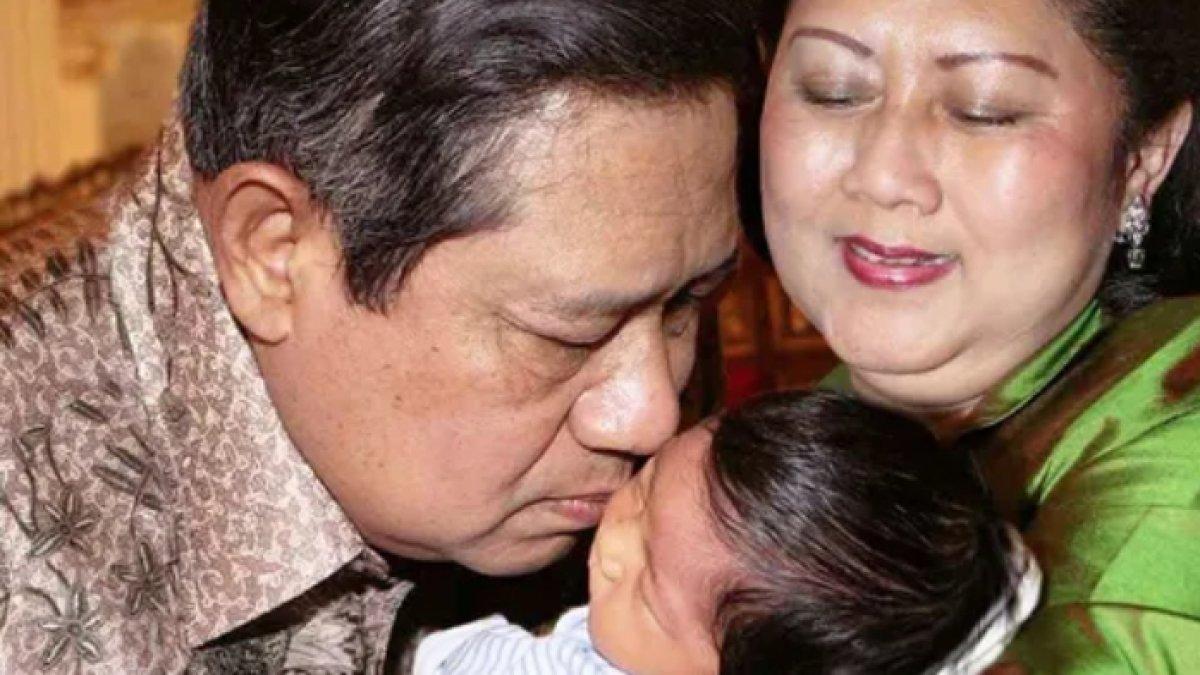 Potret SBY bareng Almira Saat Masih Bayi