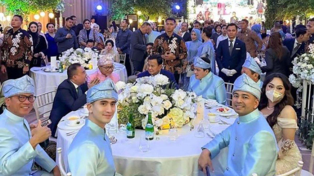 Potret Verrell Bramasta jadi among tamu