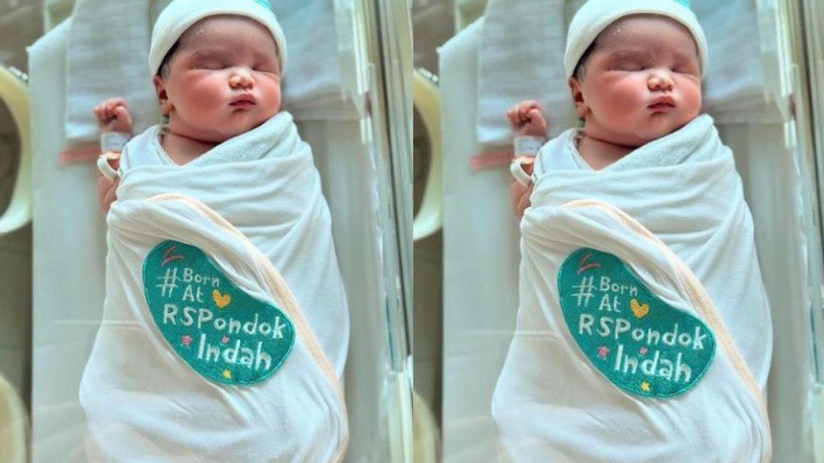 Potret cantik anak kedua Tengku Dewi Putri