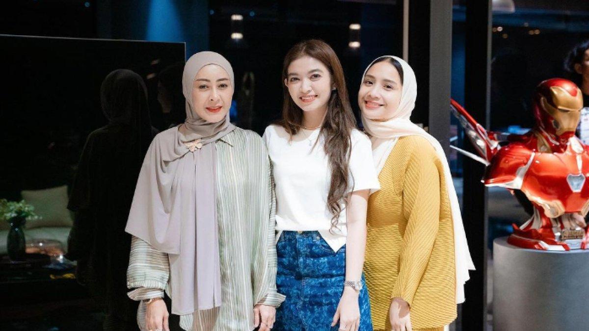 Potret kebersamaan Nagita Slavina dan Selvi Ananda.