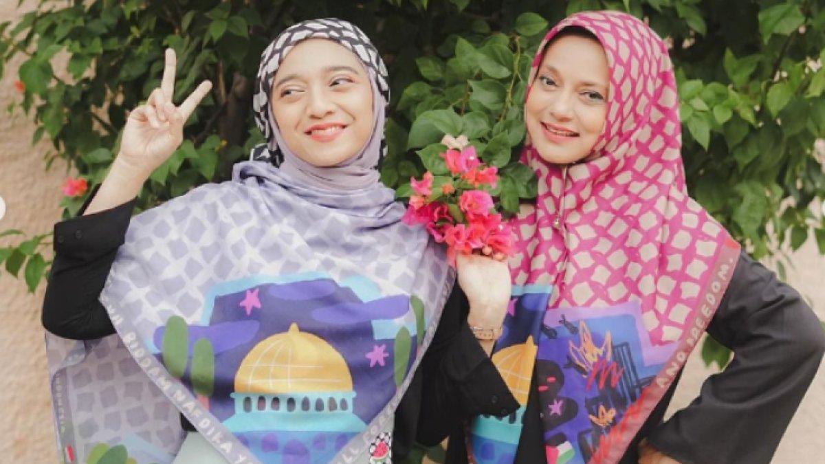 Potret kedekatan Marissa Haque dan Chiki Fawzi