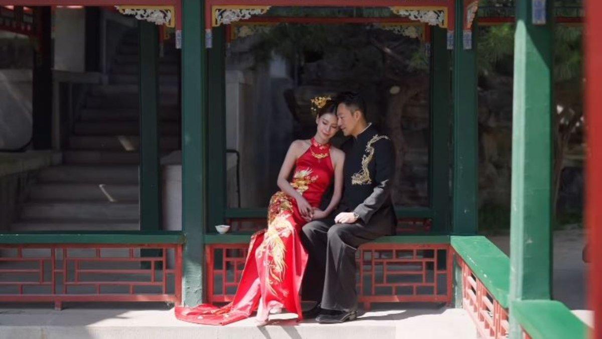 Potret pernikahan mantan suami Barbie Hsu, Wang Xiaofei dan Mandy Ma.