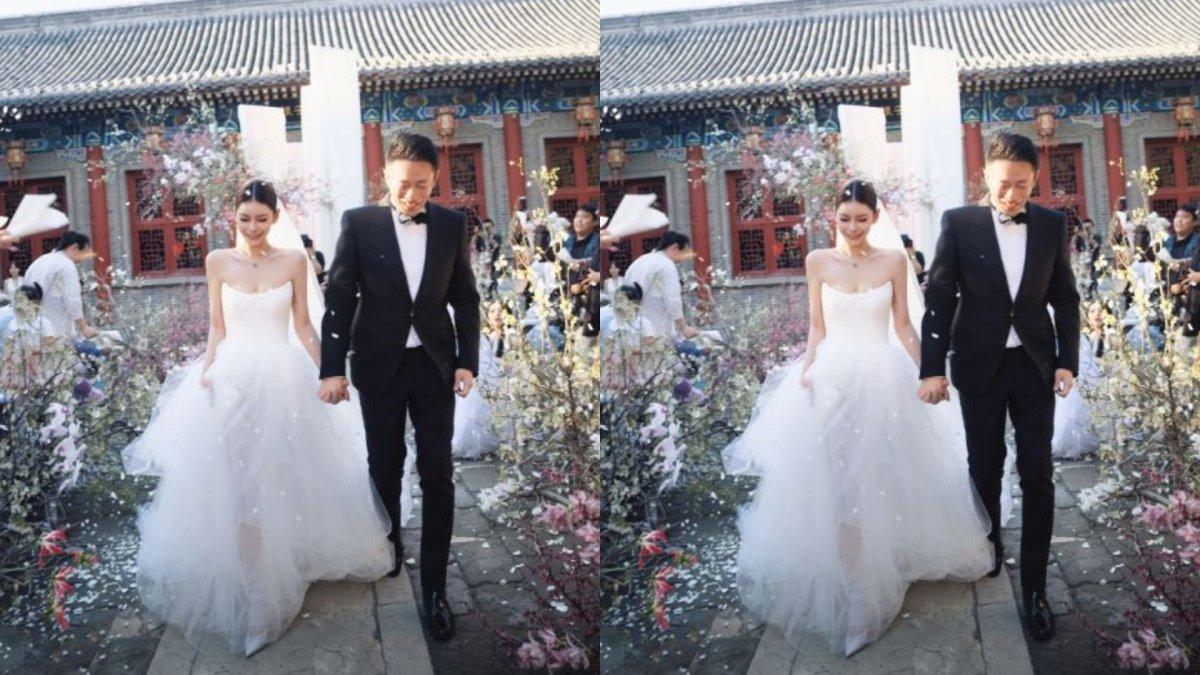 Potret pernikahan mantan suami Barbie Hsu, Wang Xiaofei dan Mandy Ma.