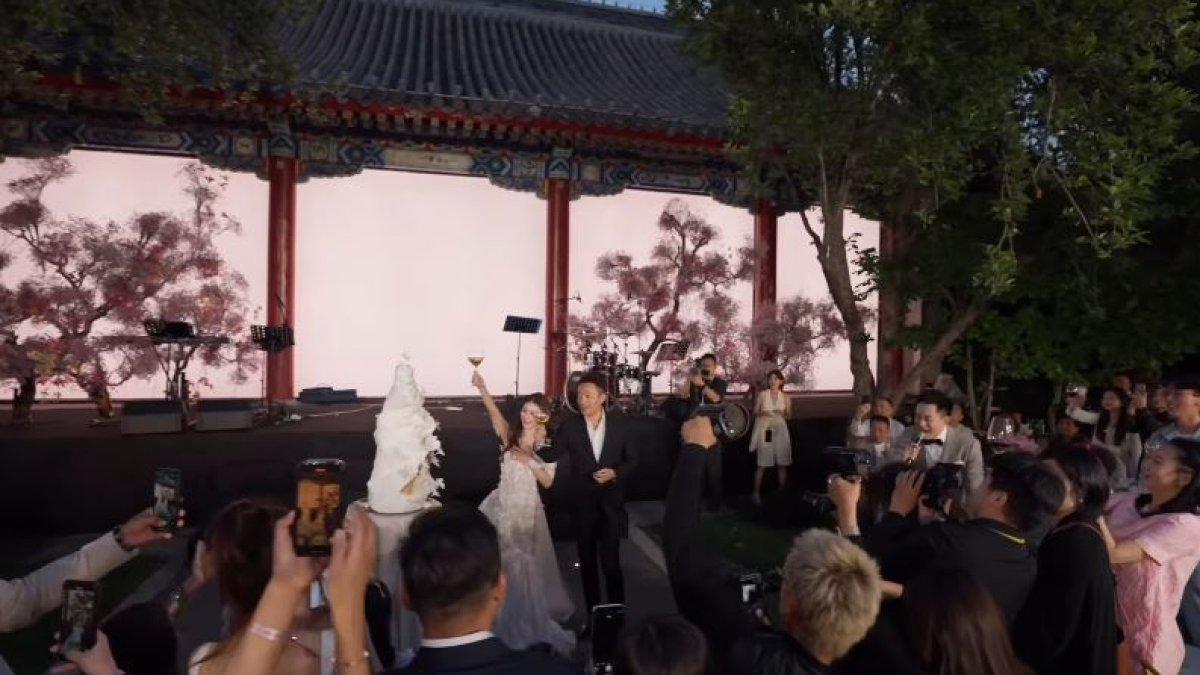 Potret pernikahan mantan suami Barbie Hsu, Wang Xiaofei dan Mandy Ma.